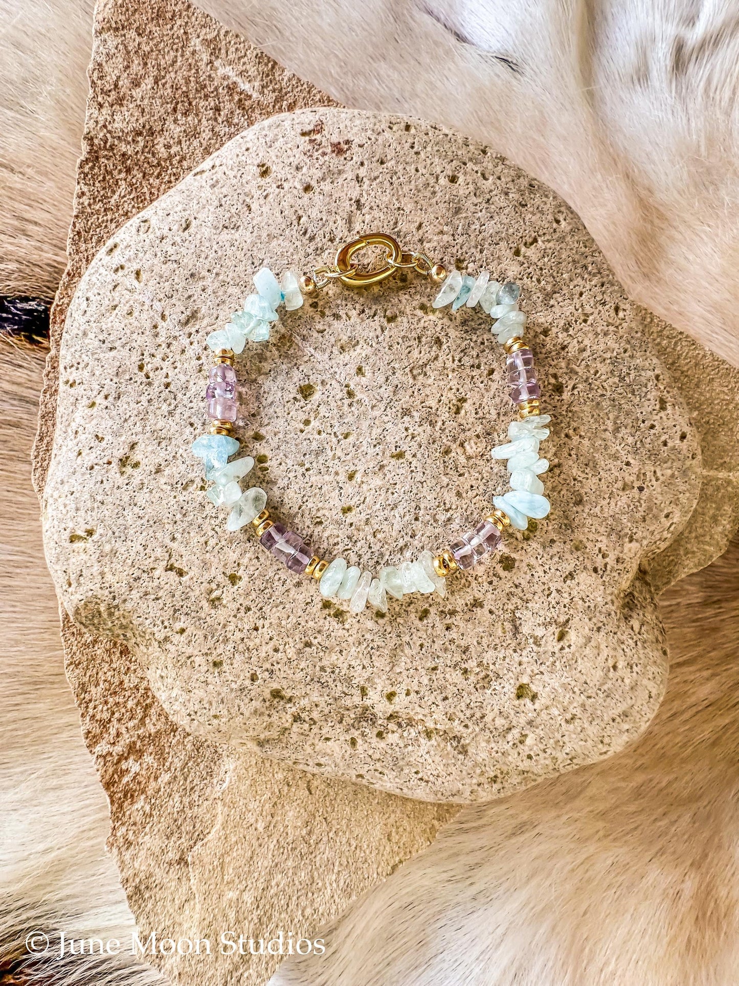 The Kateri Aquamarine & Amethyst Bracelet